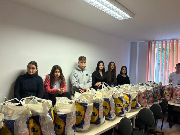 Săptămâna legumelor și a fructelor donate 🥕🥔🧅